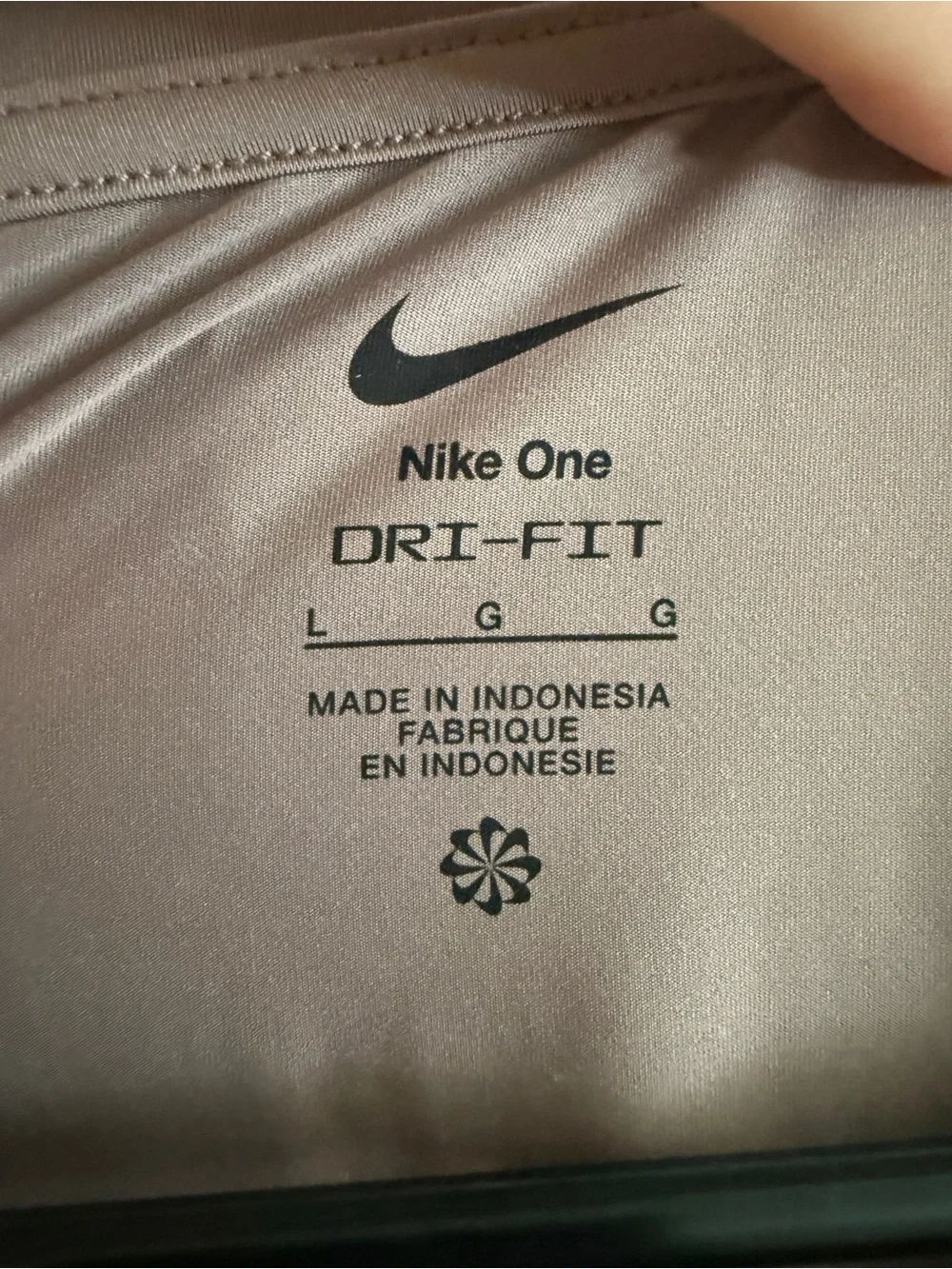 Nike Women’s Short Sleeve Performance Tee — Mauve